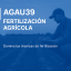 AGAU39 Fertilización Agrícola – imagen de agricultor revisando cultivos en campo, portada en tonos azules para formación online sobre técnicas de fertilización y mejora del rendimiento agrícola.